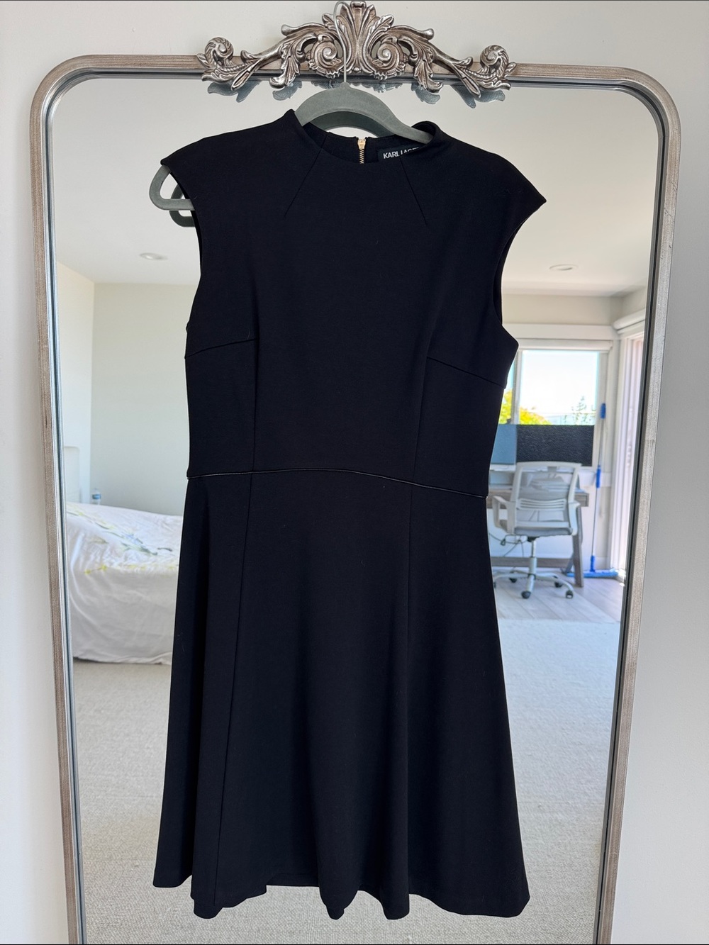 Karl Lagerfeld Black Cap-Sleeve Fit-and-Flare Mini Dress